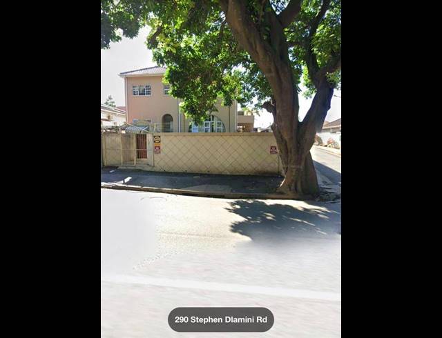 10 BEDROOM HOUSE FOR SALE IN ESSENWOOD